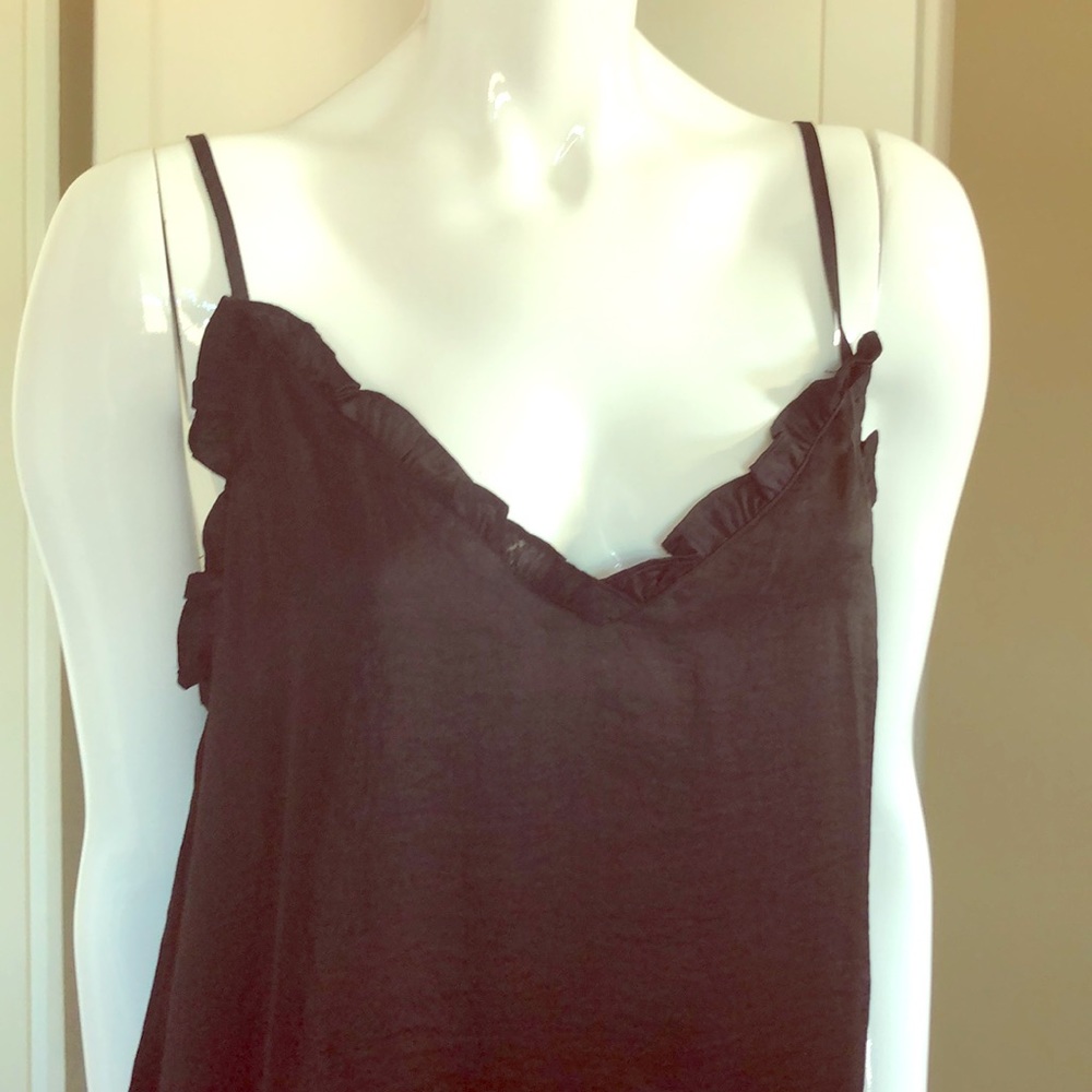 Black ruffle collar woven camisole top